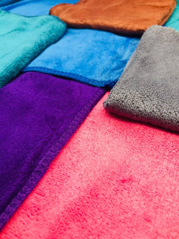 Velvet Micro fiber Cloth Pack 12 Pcs (10 x 10 inc) - Image 3