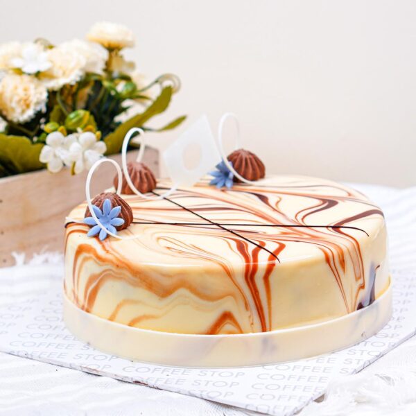 White Chocolate Chip Cake 1Kg