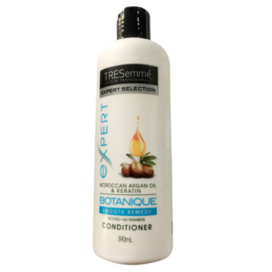 TRESemmé Botanique Smooth Remedy Conditioner 390ml