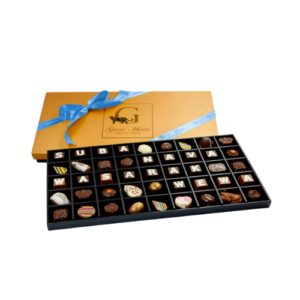 An image of Suba Nawa Wasarak Wewa 45 Piece Classic Wooden Chocolate Box